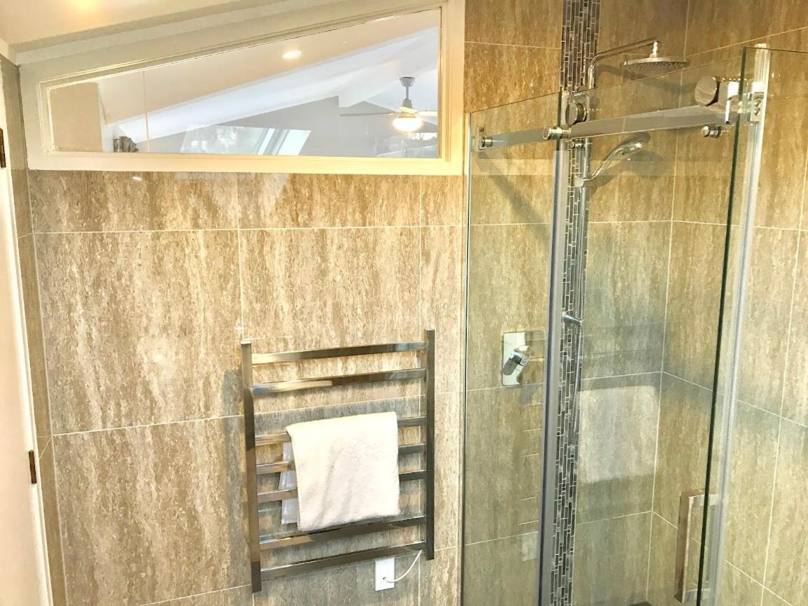Oakparkvilla Seaviewfamilyroom Kingroom Queenroom-Wifi (Adults Only) Оукланд Екстериор снимка